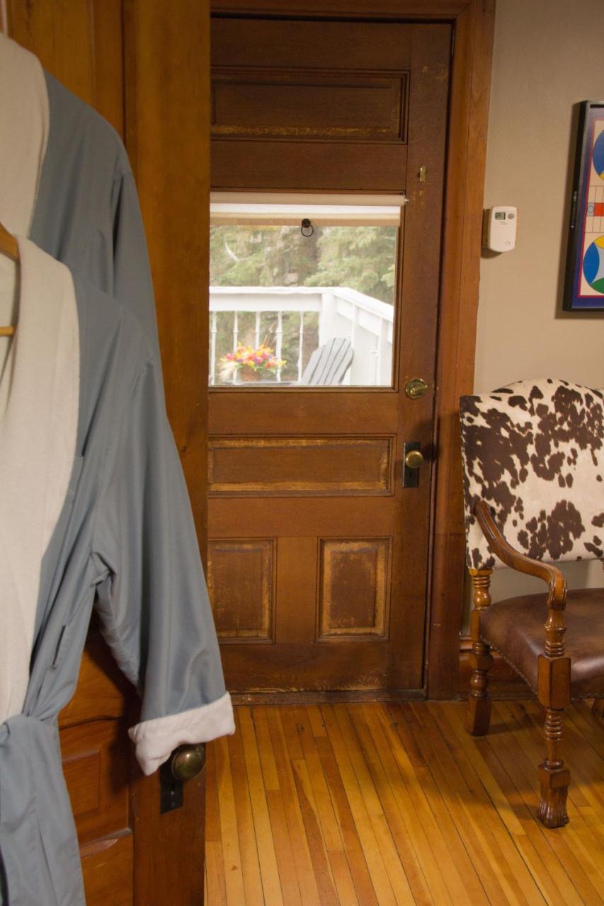 Pinehurst Inn Bed&Breakfast Bayfield Exterior foto